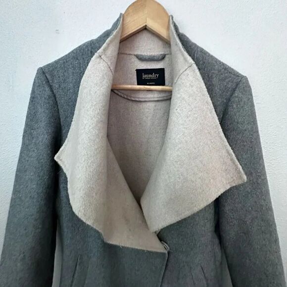LAUNDRY BY SHELLI SEGAL | Wool Blend Wrap Trench Coat Gray Nude Belt | Small - Picture 2 of 10
